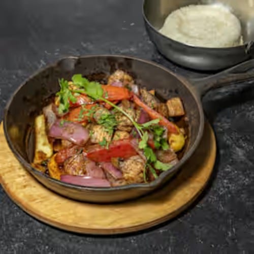 Pollo Saltado.