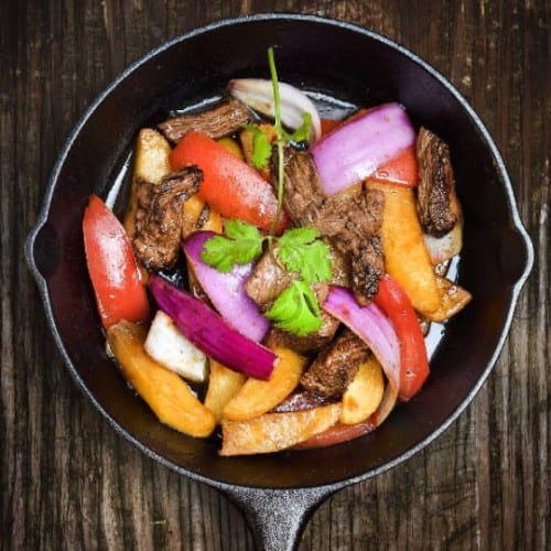 Lomo Saltado.